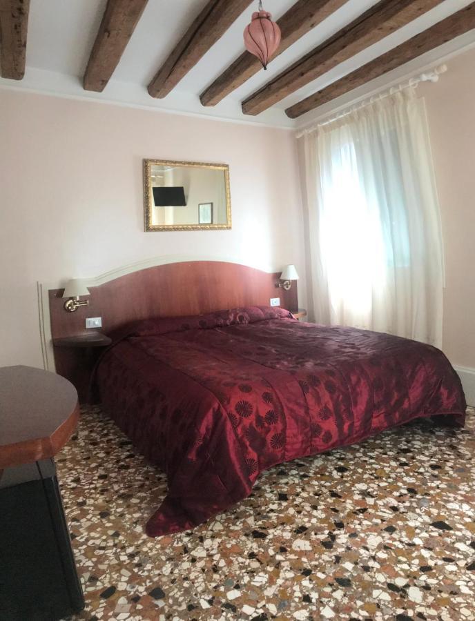 B&B A Le Boteghe Venice Exterior photo
